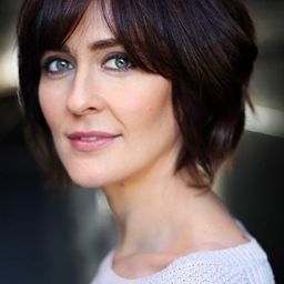 Poppy Roe - 街角再遇Bob演員 飾演Denise