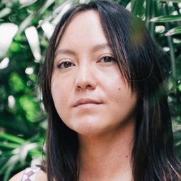 余修善 - 虎紋少女導演