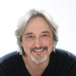 Aníbal Soto 飾演 Matías