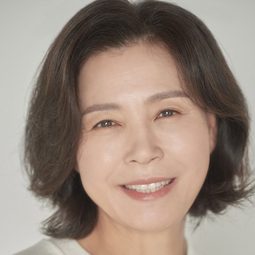 車美京 飾演 Cheol-jun's aunt