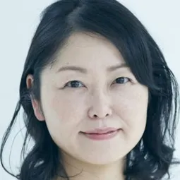 Shoko Ikezu 飾演 Kimura's mother