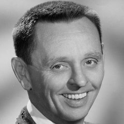 Knox Manning 飾演 Narrator