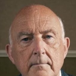 Colin Wallace 飾演 Self