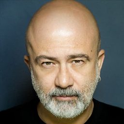 Durul Bazan - 其實愛上她演員 飾演