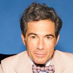 Vincent Darré - When I'm a Star演員 飾演Hector