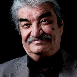 Bülent Kayabaş 飾演 Bahtiyar