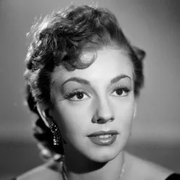 Evangelina Elizondo 飾演 Brigida