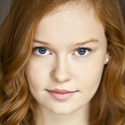 Jeni Ross 飾演 Winona