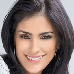 Liz Gallardo 飾演 Tania