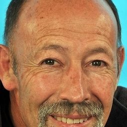 David Clatworthy 飾演 Camping Dad