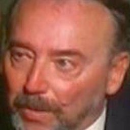 Salvatore Jacono 飾演 