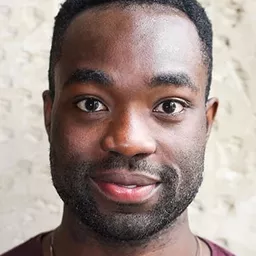 帕帕·艾西杜 飾演 Edmund