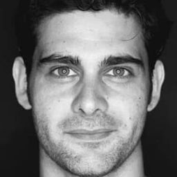 Ezequiel Borrego 飾演 Figuración Especial