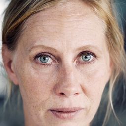 Kati Outinen 飾演 Ms. Malinowska