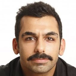 哈奇比契奇 - 師奶鎮長演員 飾演Behçet