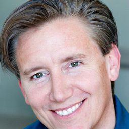 Spike Spencer - Welcome to Monster High: The Origin Story演員 飾演Zomboys (voice)