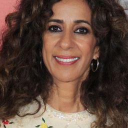 Rosario Flores 飾演 Lydia