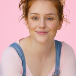 Olivia Nardini 飾演 Annabelle Shumpert