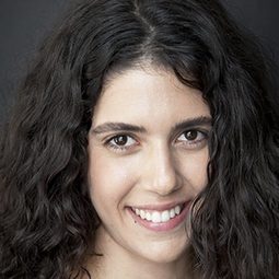 Cemre Ebuzziya - Tight Dress演員 飾演Killik