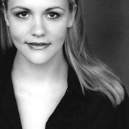 Annie Morgan - 克魯採奏鳴曲演員 飾演Ginger