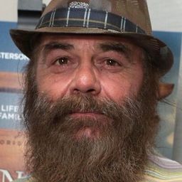 Grady Lee Richmond 飾演 Keith's Dad