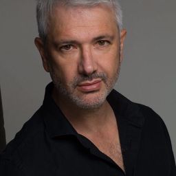 岡薩羅·維凡可 - 絕對忠誠演員 飾演Salvedo