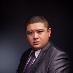 龍楊楊 - 大漢十三將2烽火邊城演員 飾演Geng Da