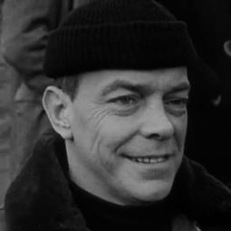 Pat Henning - 碼頭風雲演員 飾演Kayo Dugan