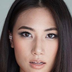 尚堤妲·阿薩瓦罕 飾演 Paeng