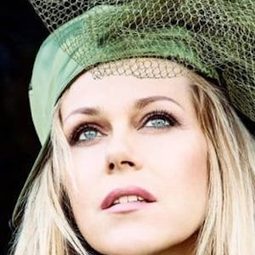 姬詩汀‧奧浦莉詩 - Mozart: Don Giovanni演員 飾演Donna Elvira