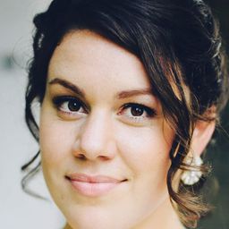 Kelly Bixby 飾演 Spirit Of Christmas Future (singing voice)