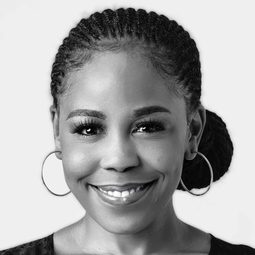 Mosa Kaiser 飾演 Elys Rusesabagina