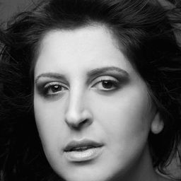 Varduhi Abrahamyan 飾演 Maddalena