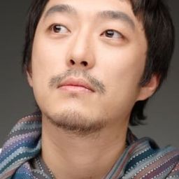 李浩英 飾演 Kang-Woo
