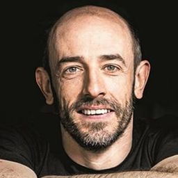 Csongor Kassai 飾演 Marek Kučera