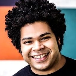 Robson Nunes 飾演 Vendedor