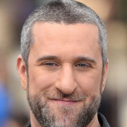 Dustin Diamond 飾演 Outhouse Guy