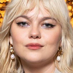 Louane Emera 飾演 Zoé