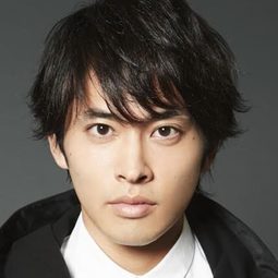 平埜 生成 飾演 