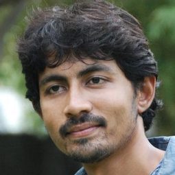 卡蒂克·庫瑪爾 - 乖孫的超級英雄聯盟導演