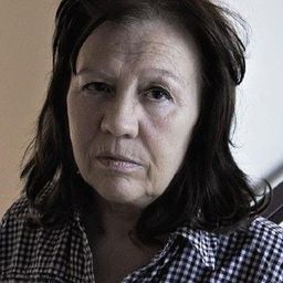 Lili Monori 飾演 Ibolya