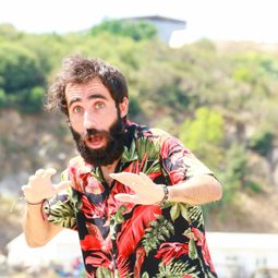 Abdurrahman Tutar - 野梨樹演員 飾演Seydi