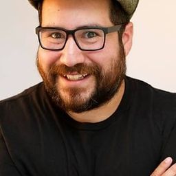 Ed Galvez 飾演 Jovan Cornejo