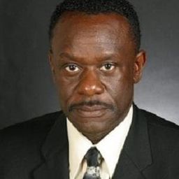 Jason Ross-Azikiwe - Touch Me演員 飾演Bail's Doctor