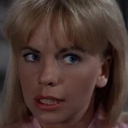 Judee Morton 飾演 Noreen