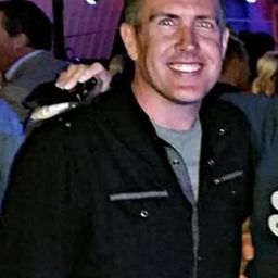 Derek Polen - 終極警報演員 飾演Soldier