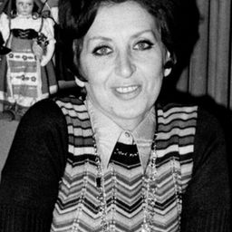 Antonella Steni 飾演 Mazzacurati - the Millionaire