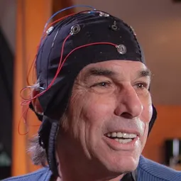 Mickey Hart 飾演 Self