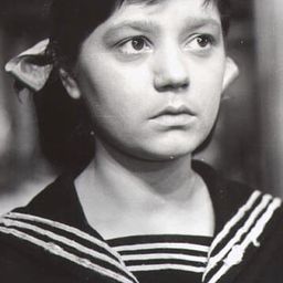 Elżbieta Karkoszka 飾演 Fokus's grandma