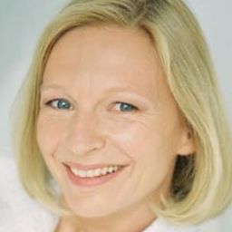 Stefanie Mühle 飾演 Mariet Borsek